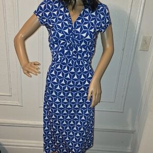 Elegant Blue Geometric Midi Dress